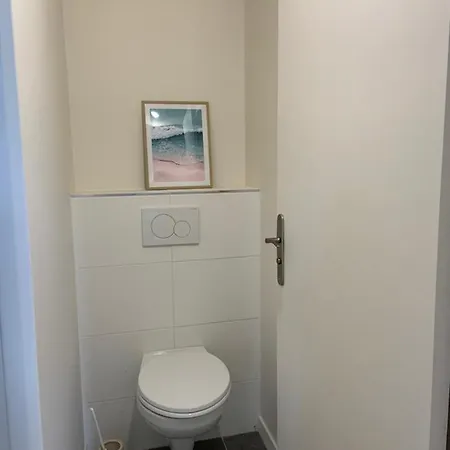 Appartement Grand Rez De Jardin-terrasse Avec Vue Sur La - 2