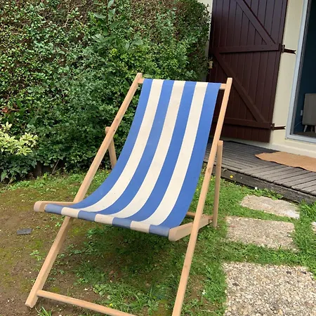 Grand Rez De Jardin-terrasse Avec Vue Sur La - 2 Appartement *