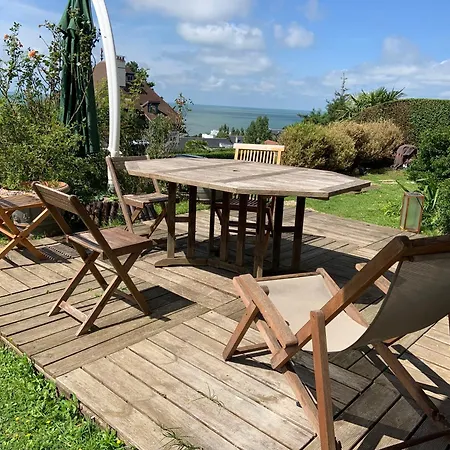 Grand Rez De Jardin-terrasse Avec Vue Sur La - 2 Apartment
