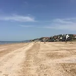 Grand Rez De Jardin-terrasse Avec Vue Sur La - 2 Blonville-sur-Mer